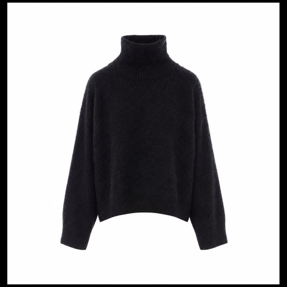 Soft Goat Women Sweater